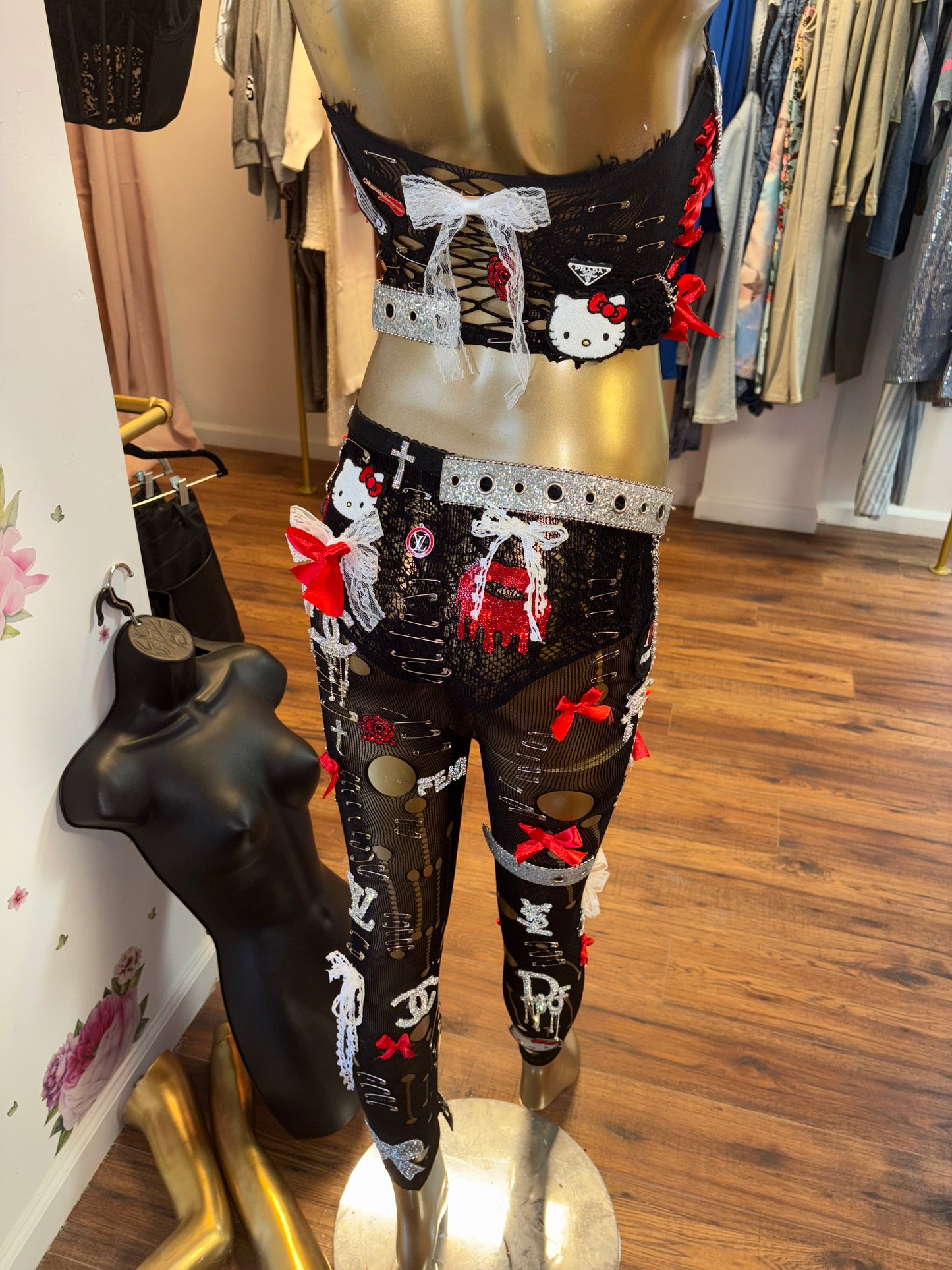 Two piece punk rocker junk set ❤️